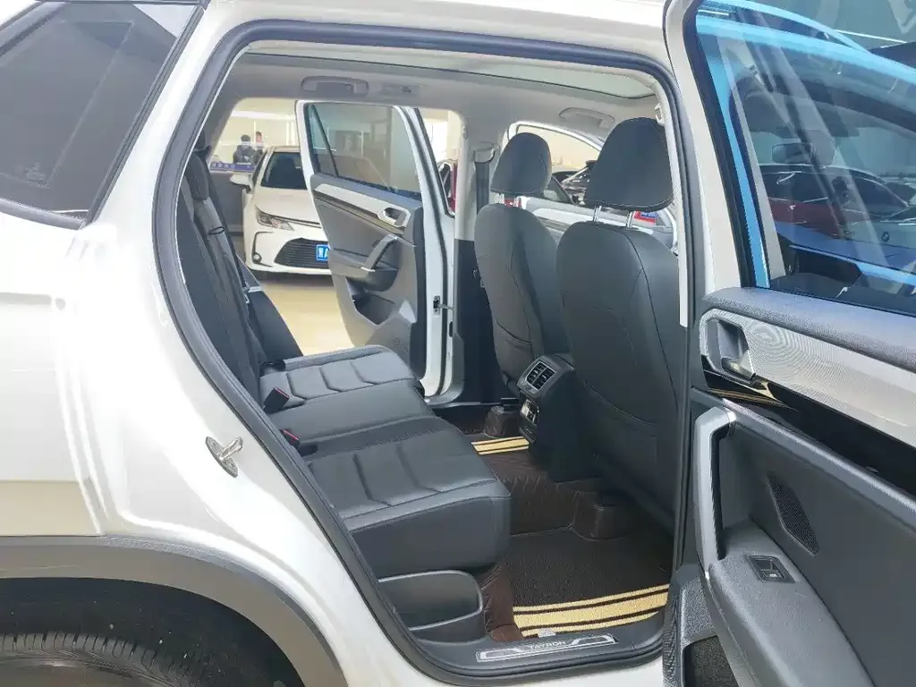 Volkswagen Tayron 2022 из CN, фото 4