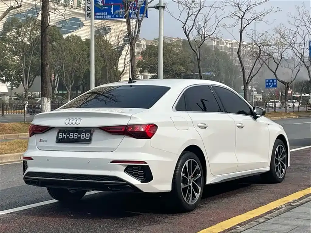 Audi A3 2022 из CN, фото 9