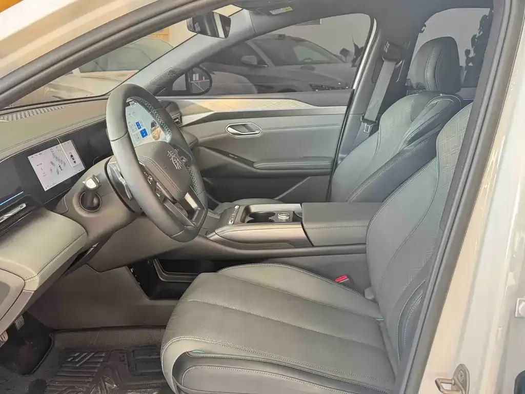 BYD Qin L 2025 из CN, фото 10