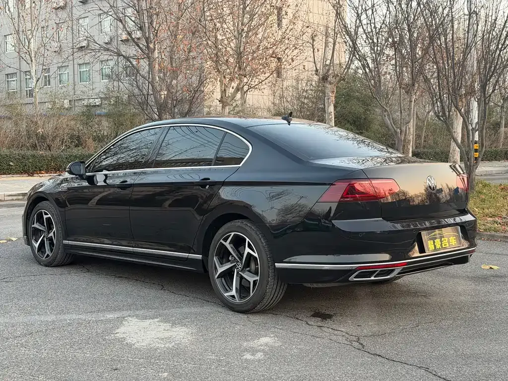 Volkswagen Magotan 2023 из CN, фото 3