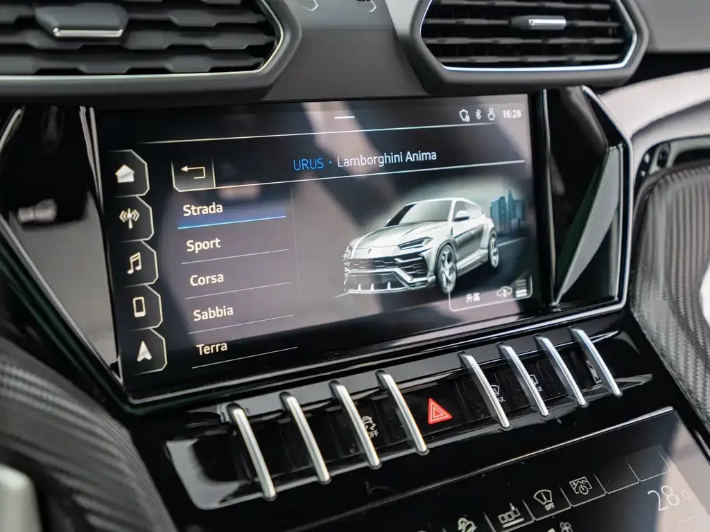 Lamborghini Urus 2021 из CN, фото 9