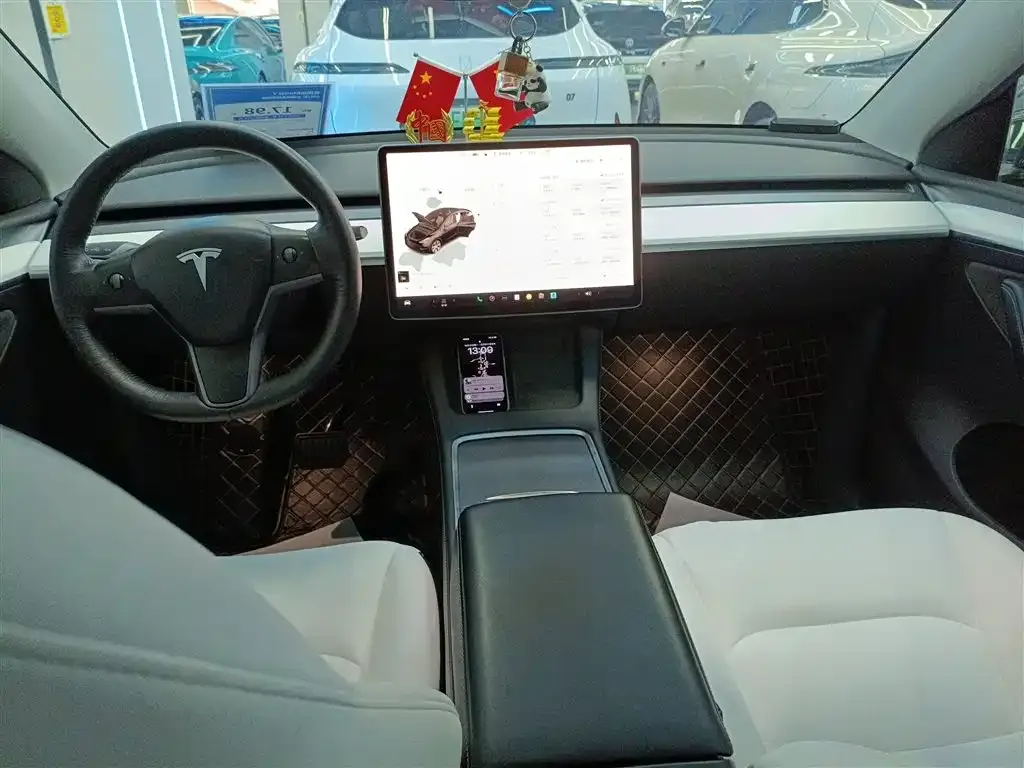 Tesla Model Y 2022 из CN, фото 8
