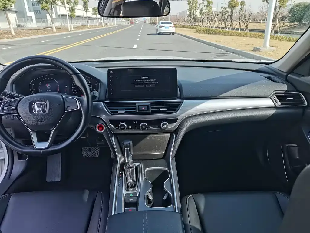 Honda Accord 2022 из CN, фото 8