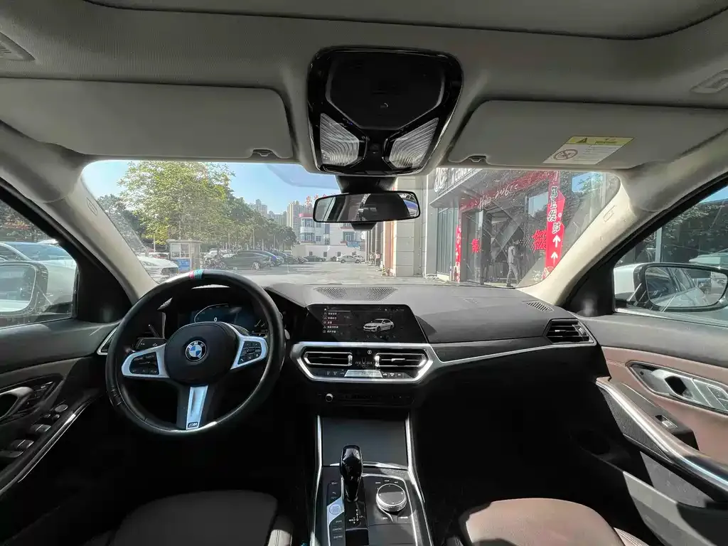 BMW 3 Series 2022 из CN, фото 8