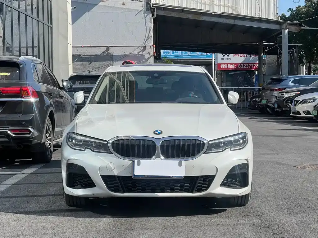 BMW 3 Series 2022 из CN, фото 10