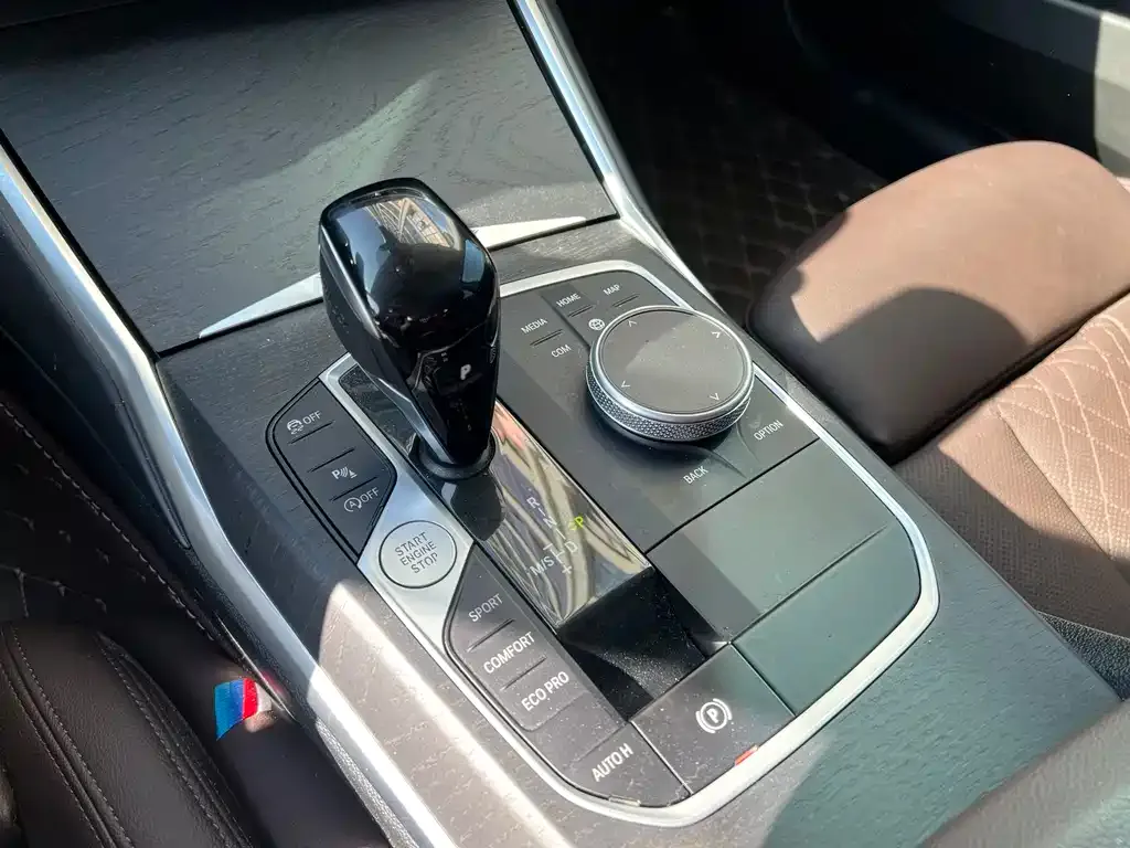 BMW 3 Series 2022 из CN, фото 3