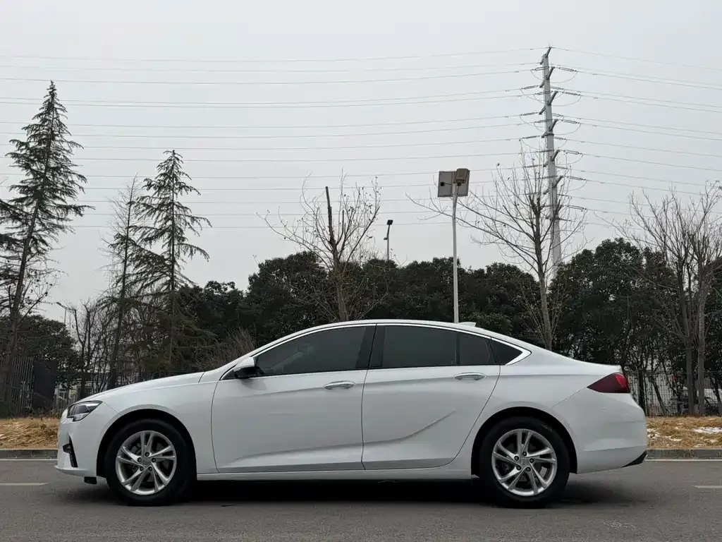 Buick Regal 2022 из CN, фото 8