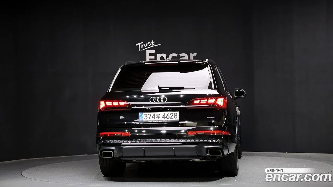 Audi Q7 2025 из KR, фото 3