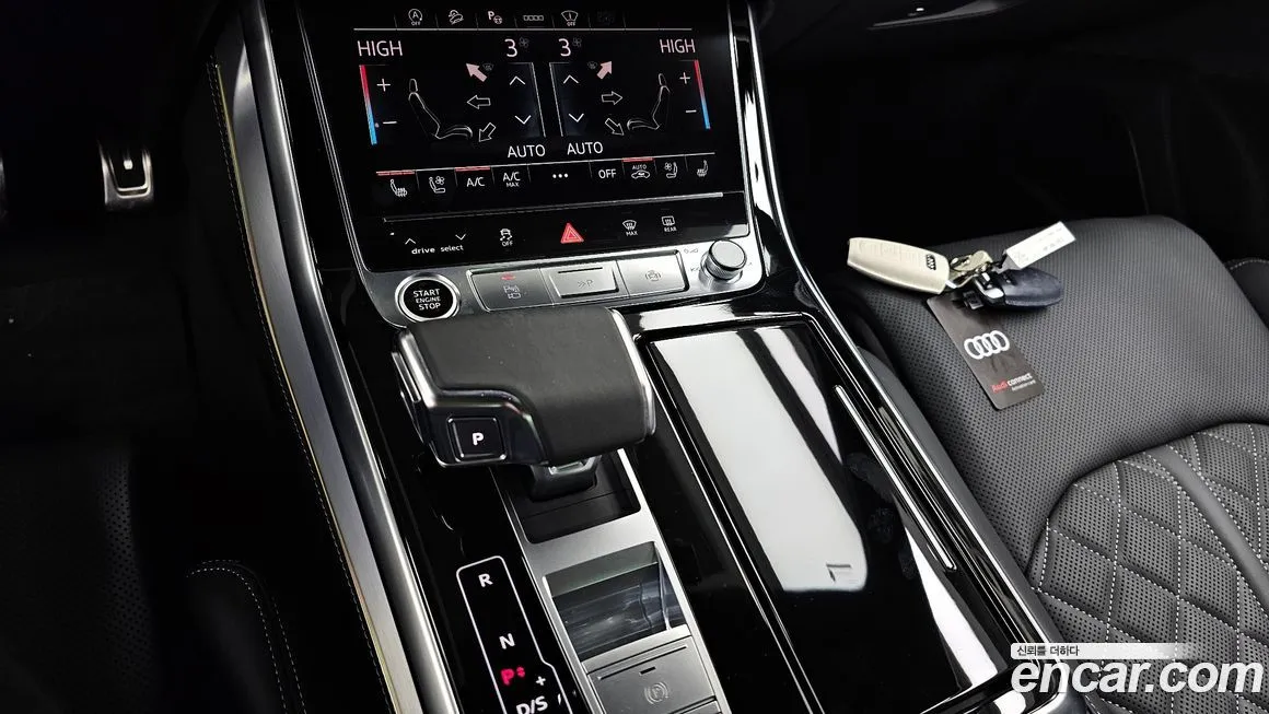Audi Q7 2025 из KR, фото 8