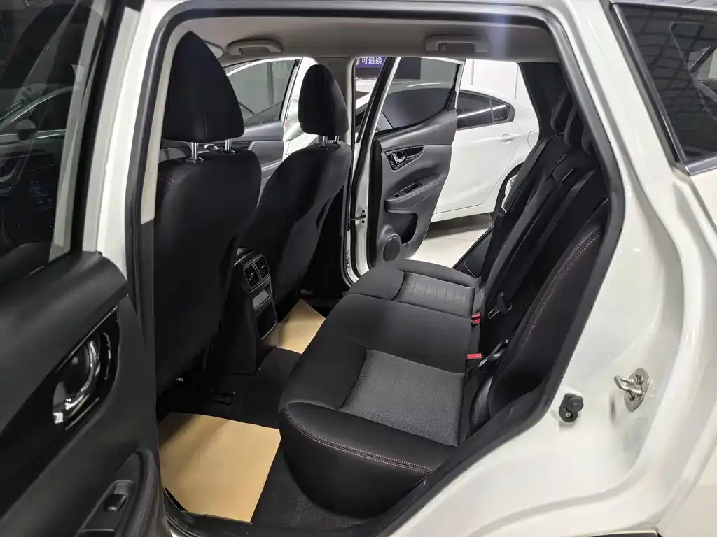 Nissan Qashqai 2021 из CN, фото 6