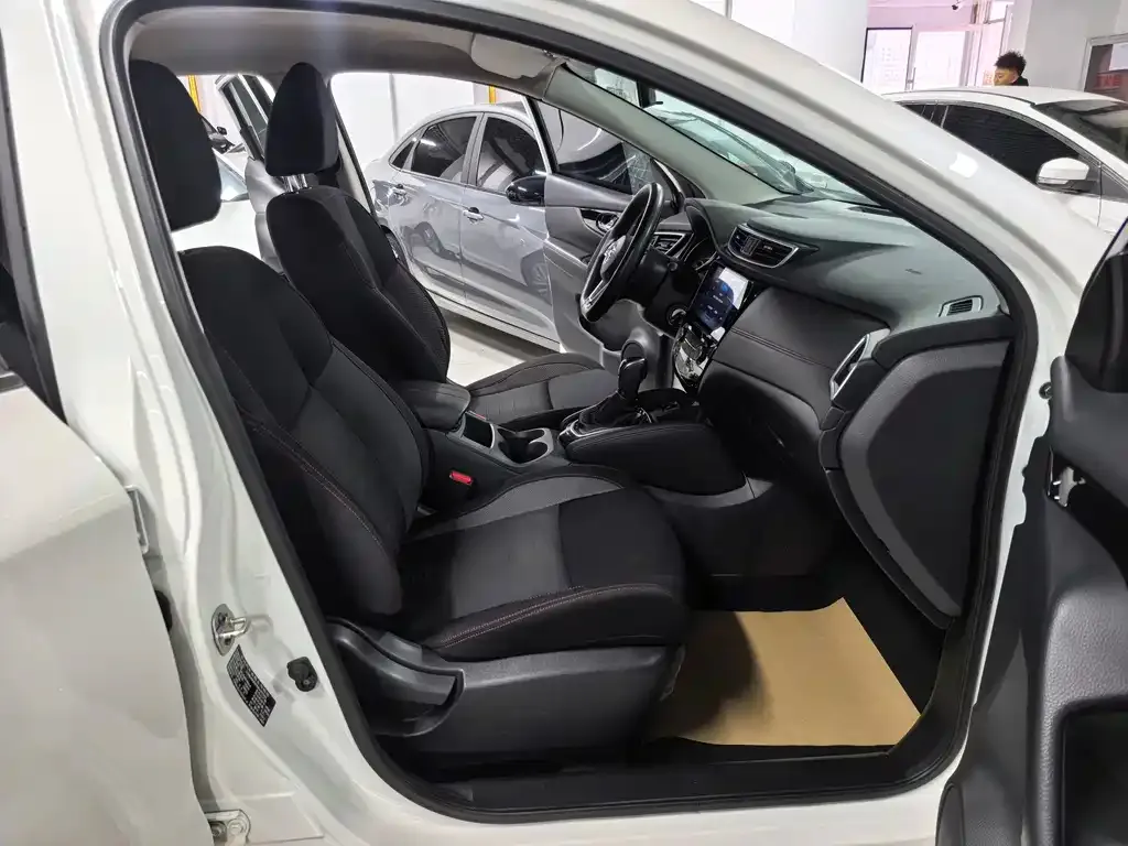 Nissan Qashqai 2021 из CN, фото 8