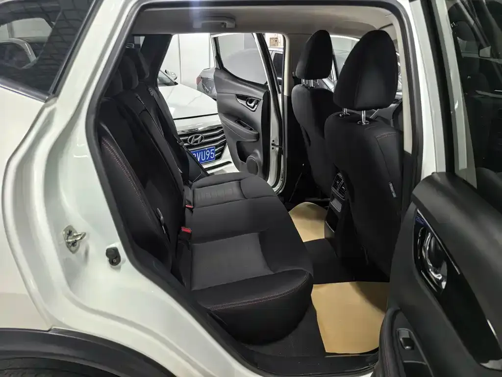 Nissan Qashqai 2021 из CN, фото 9