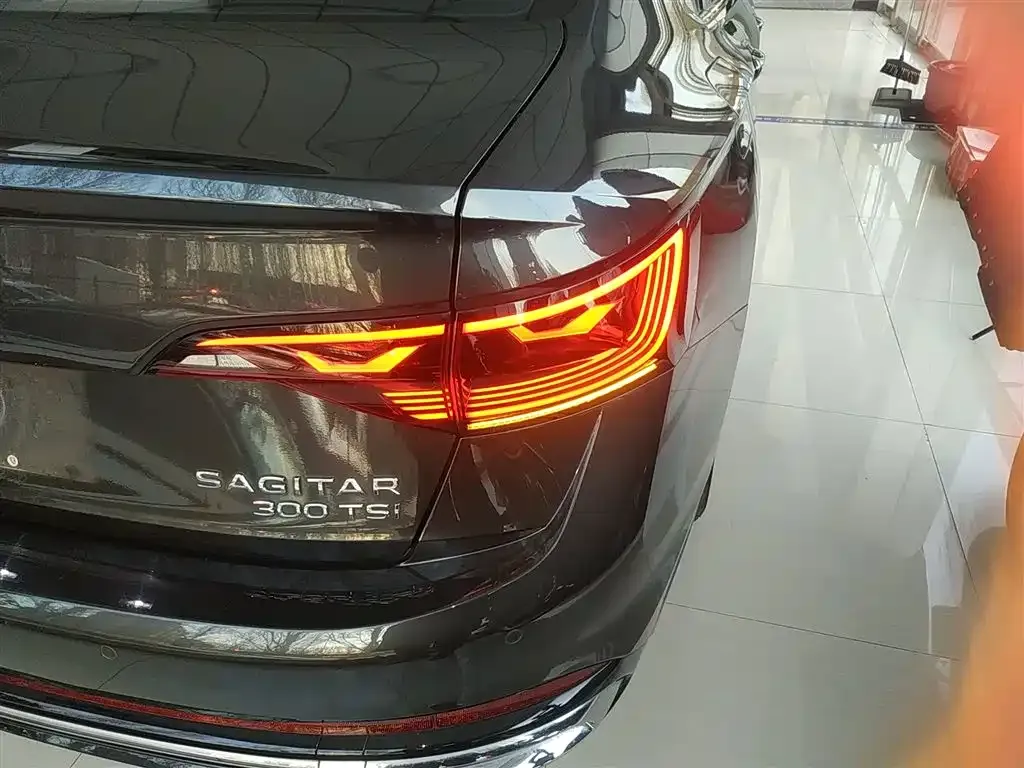 Volkswagen Sagitar 2023 из CN, фото 9