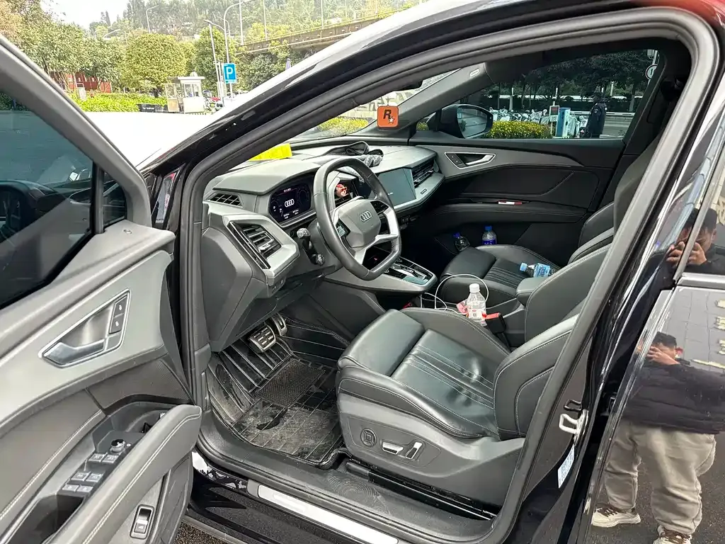 Audi Q5 e-tron 2024 из CN, фото 9