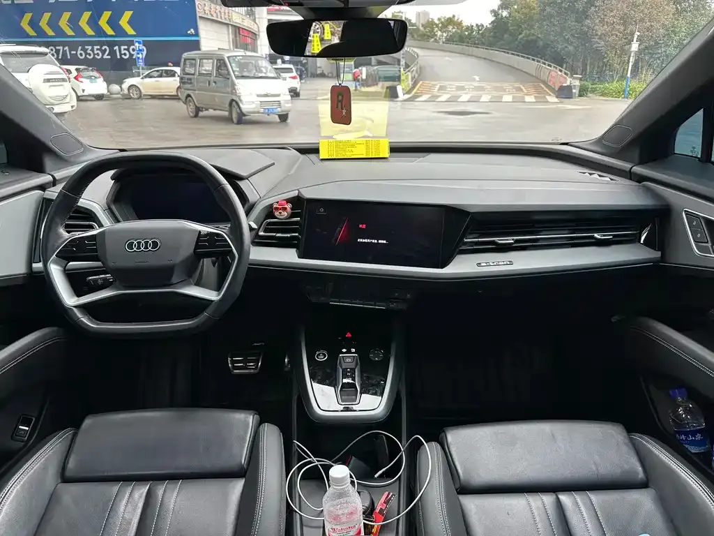 Audi Q5 e-tron 2024 из CN, фото 4