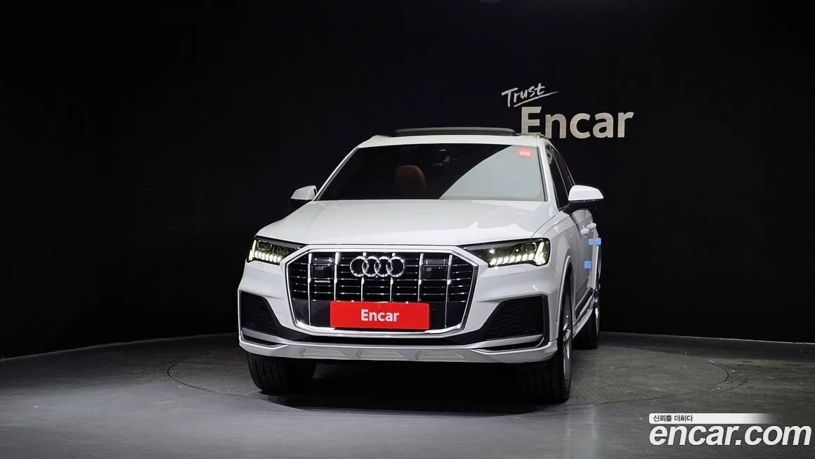Audi Q7 2023 из KR, фото 3