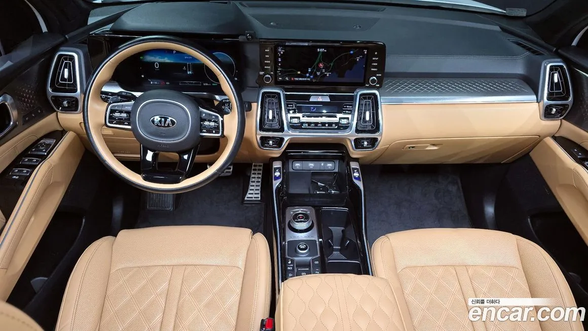 Kia Sorento — фото 6