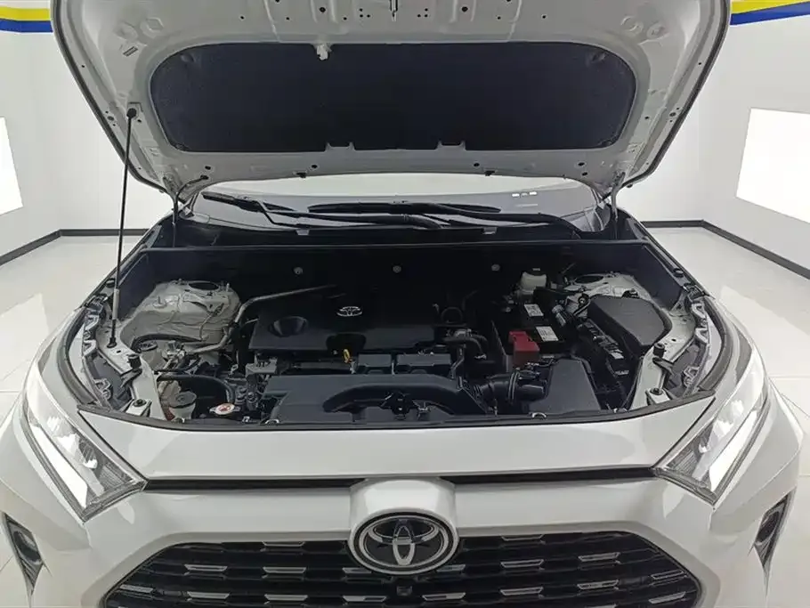 Toyota RAV4 2022 из CN, фото 9