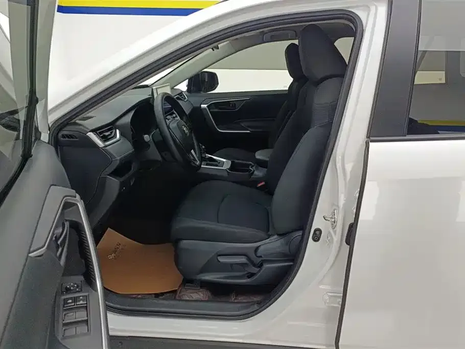 Toyota RAV4 2022 из CN, фото 8