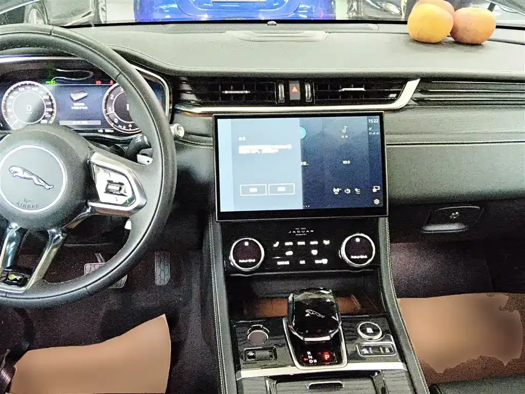 Jaguar XFL 2025 из CN, фото 8