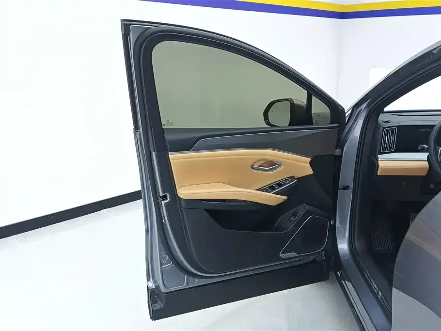 BYD L DM-i 2024 из CN, фото 7