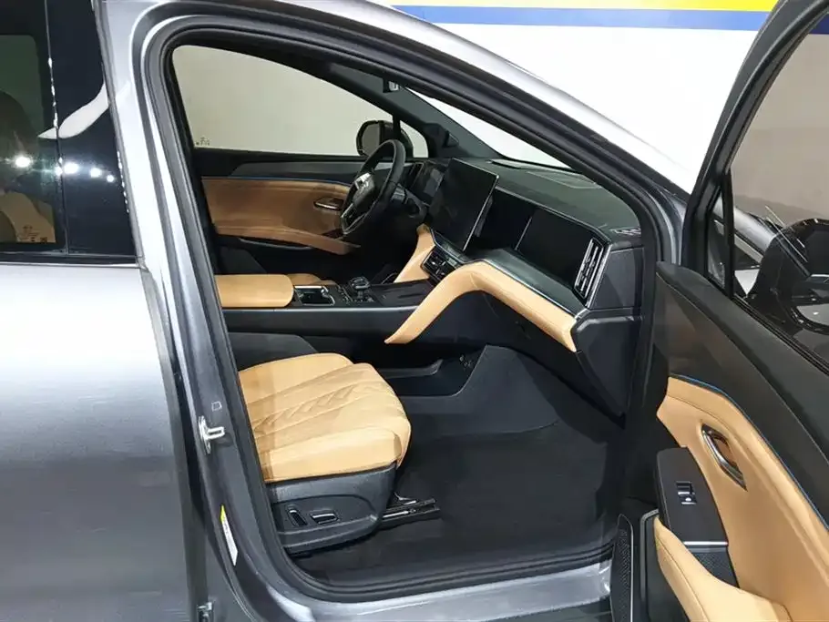 BYD L DM-i 2024 из CN, фото 9