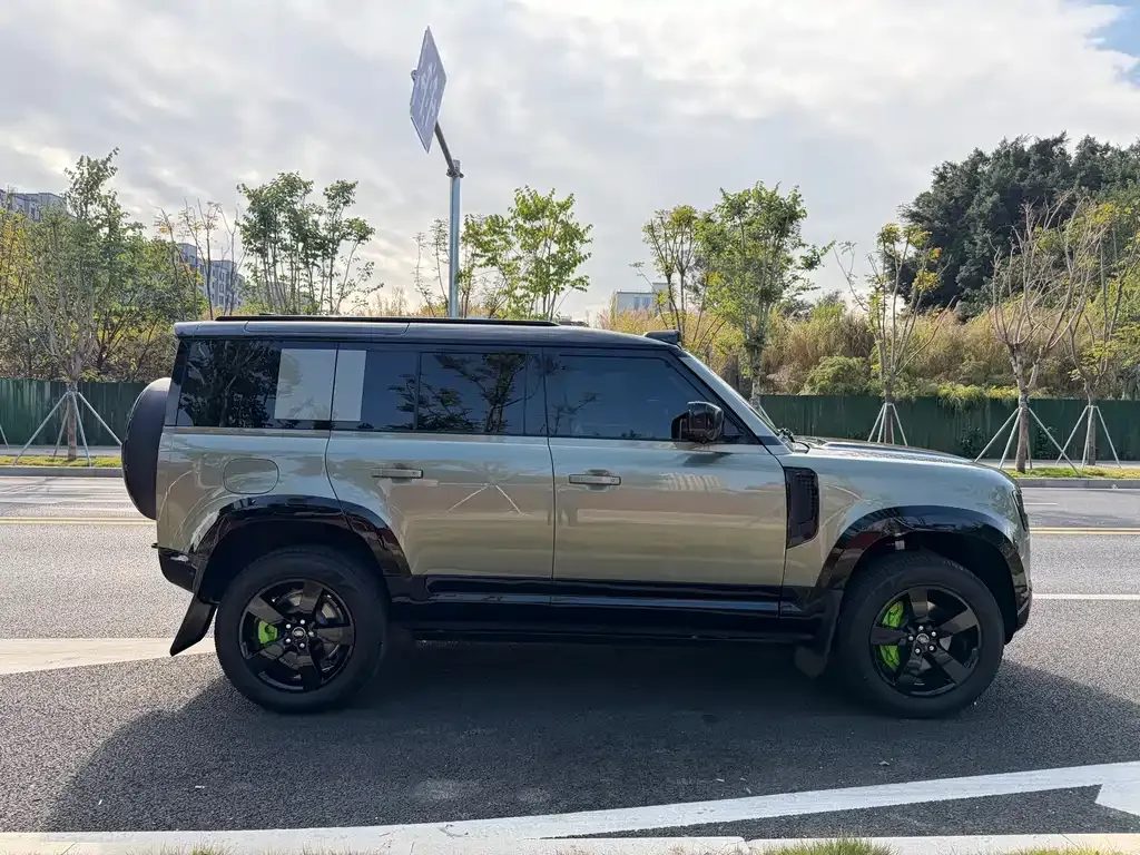 Land Rover Defender 2025 из CN, фото 2