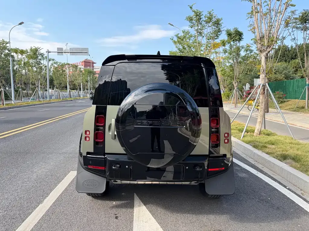 Land Rover Defender 2025 из CN, фото 3