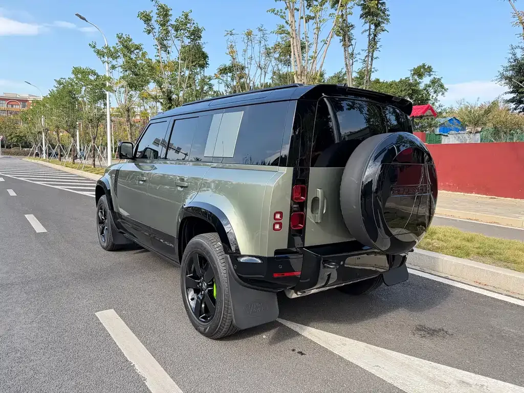 Land Rover Defender 2025 из CN, фото 9