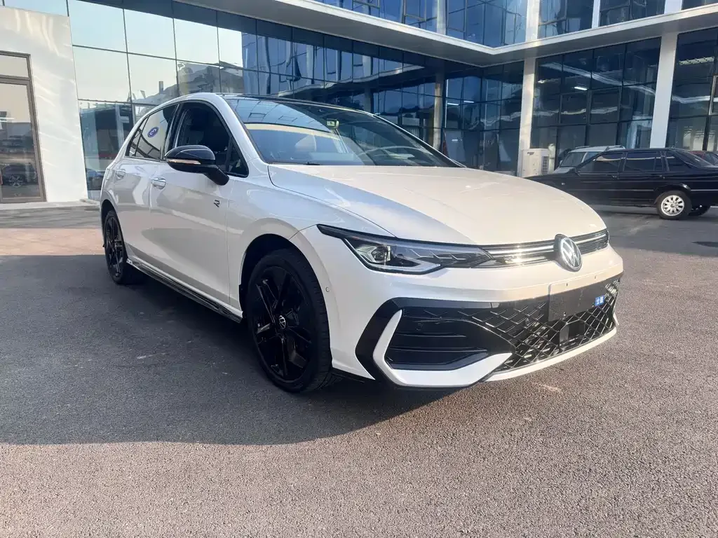 Volkswagen Golf 2025 из CN, фото 9