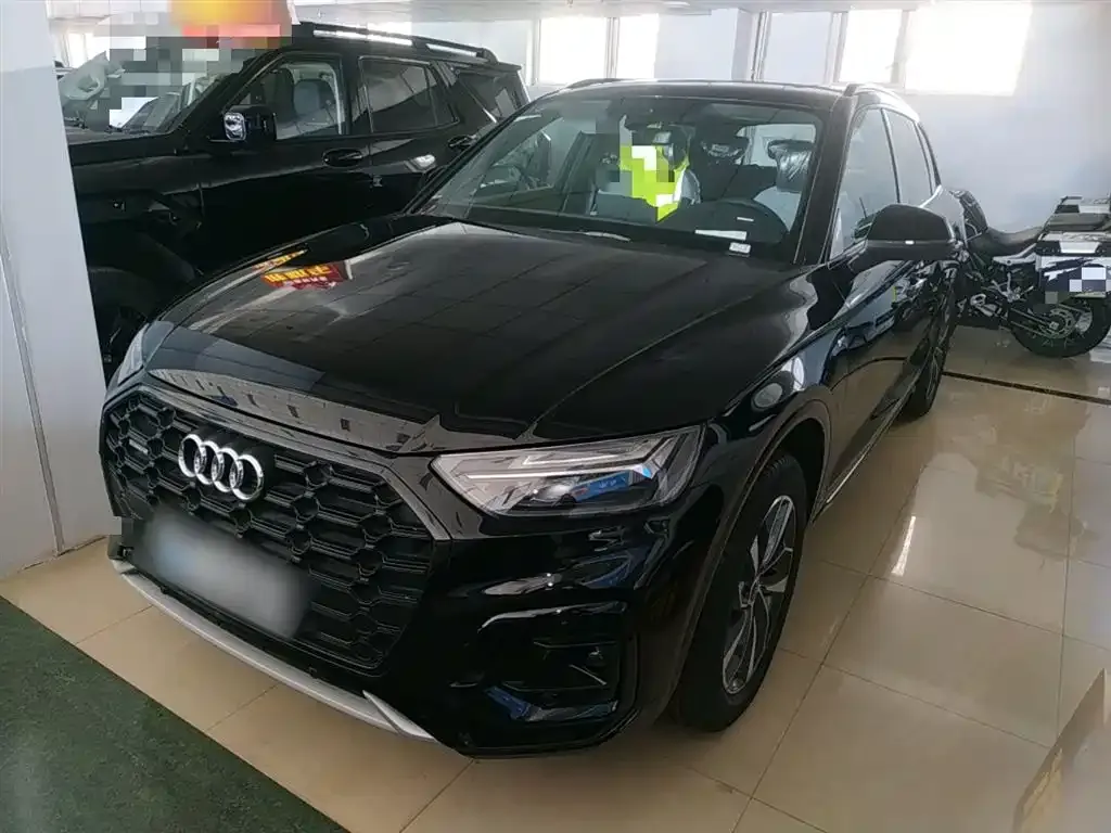 Audi Q5L 2025 из CN, фото 1