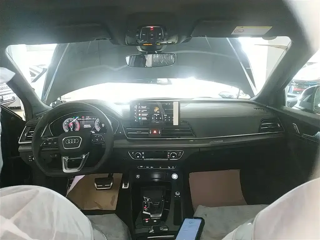Audi Q5L 2025 из CN, фото 5