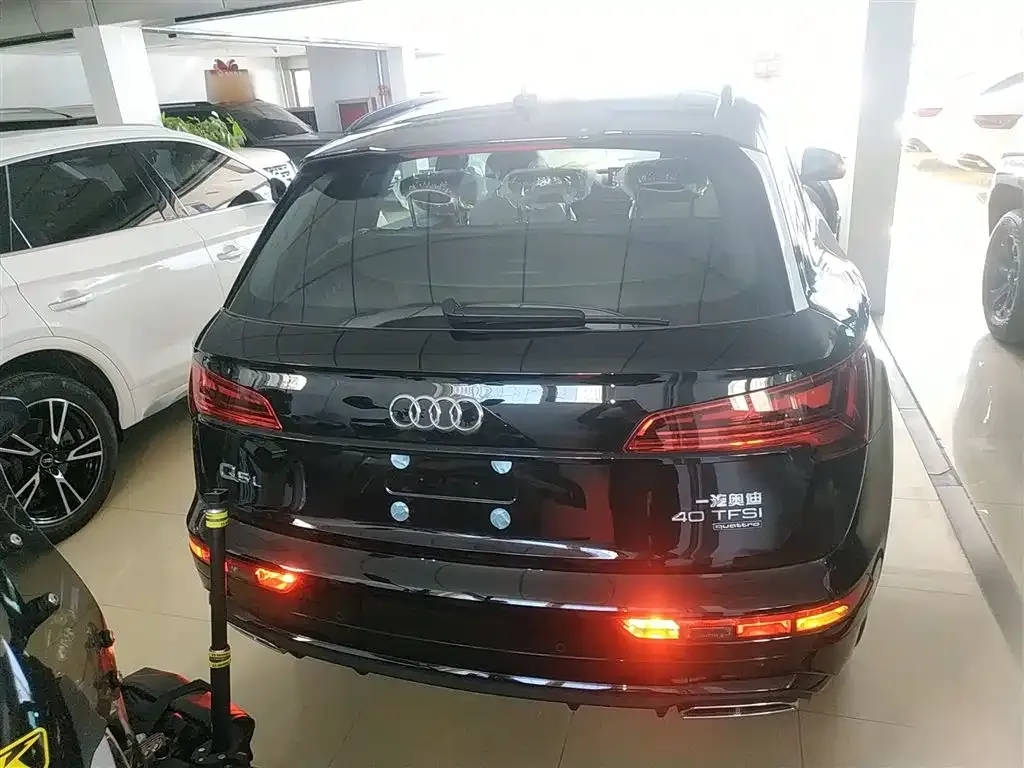 Audi Q5L 2025 из CN, фото 9
