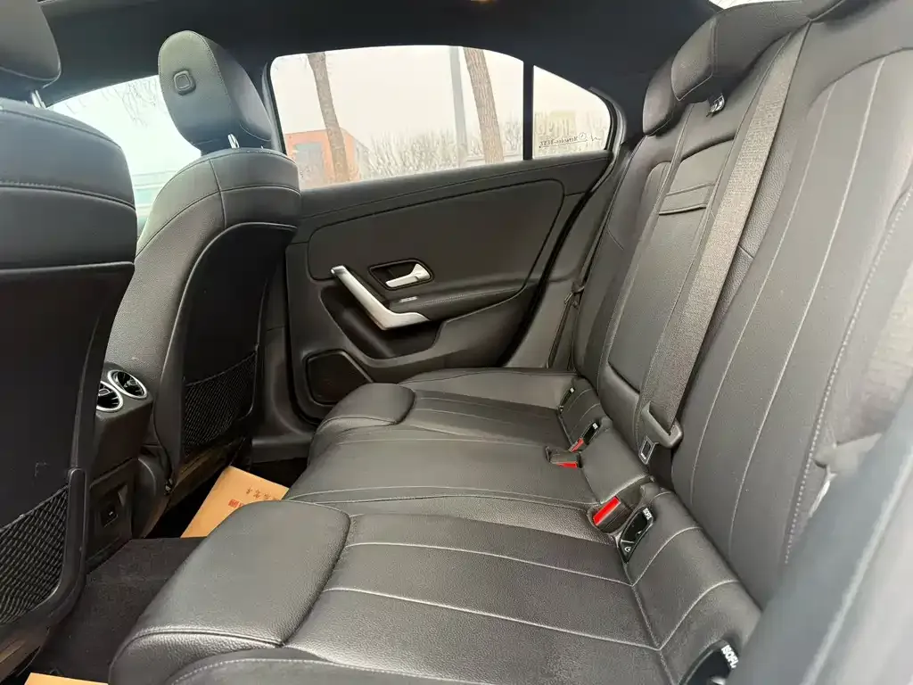Mercedes-Benz A-Class 2021 из CN, фото 4