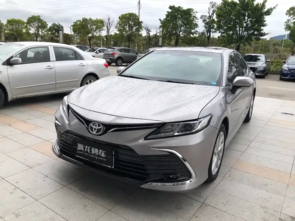 Toyota Camry 2023 из CN, фото 1