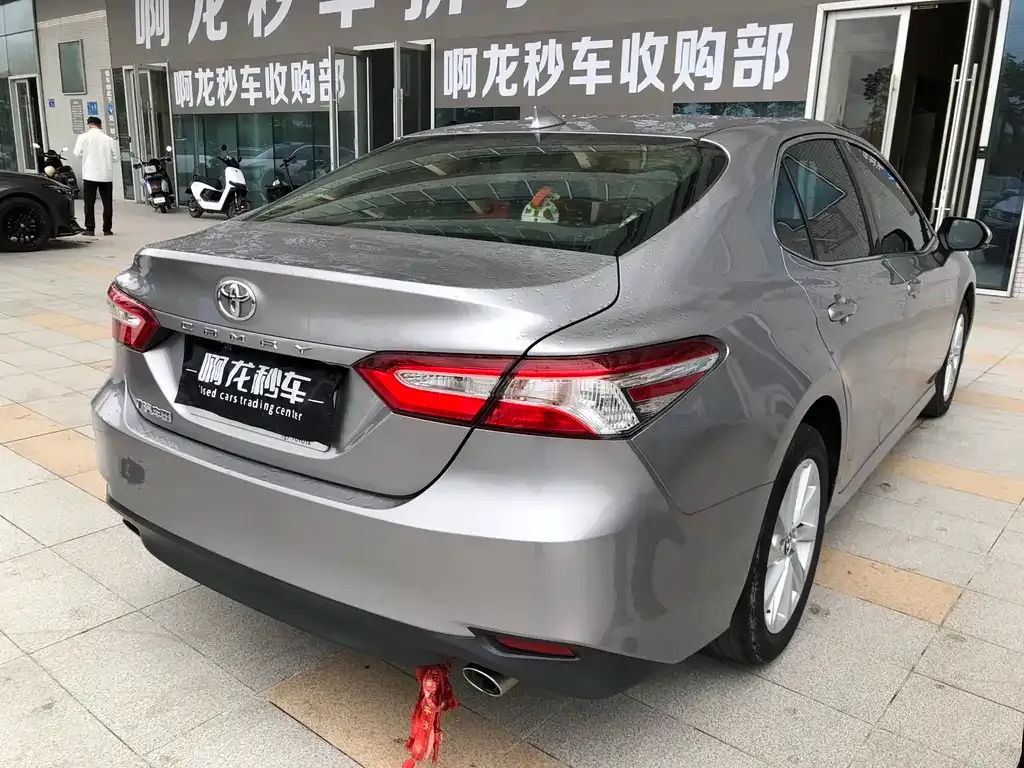 Toyota Camry 2023 из CN, фото 4