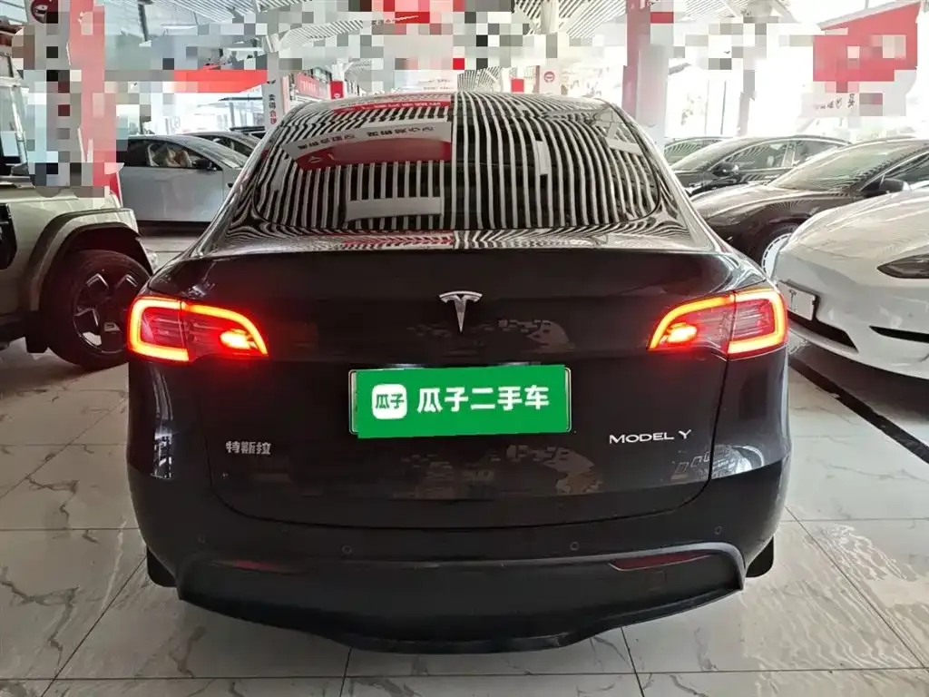 Tesla Model Y 2024 из CN, фото 6