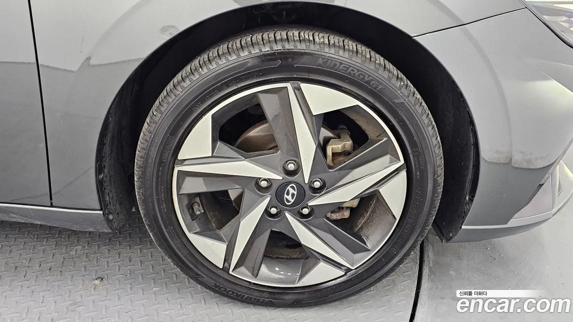 Hyundai AVANTE — фото 6