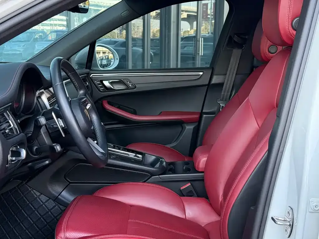 Porsche Macan 2022 из CN, фото 7