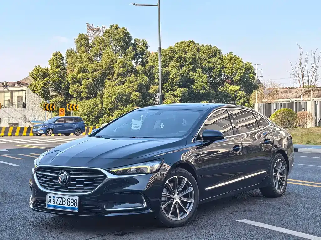 Buick LaCrosse 2021 из CN, фото 1