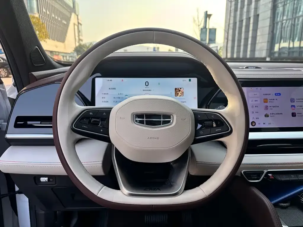 Geely Xingyue L 2024 из CN, фото 3
