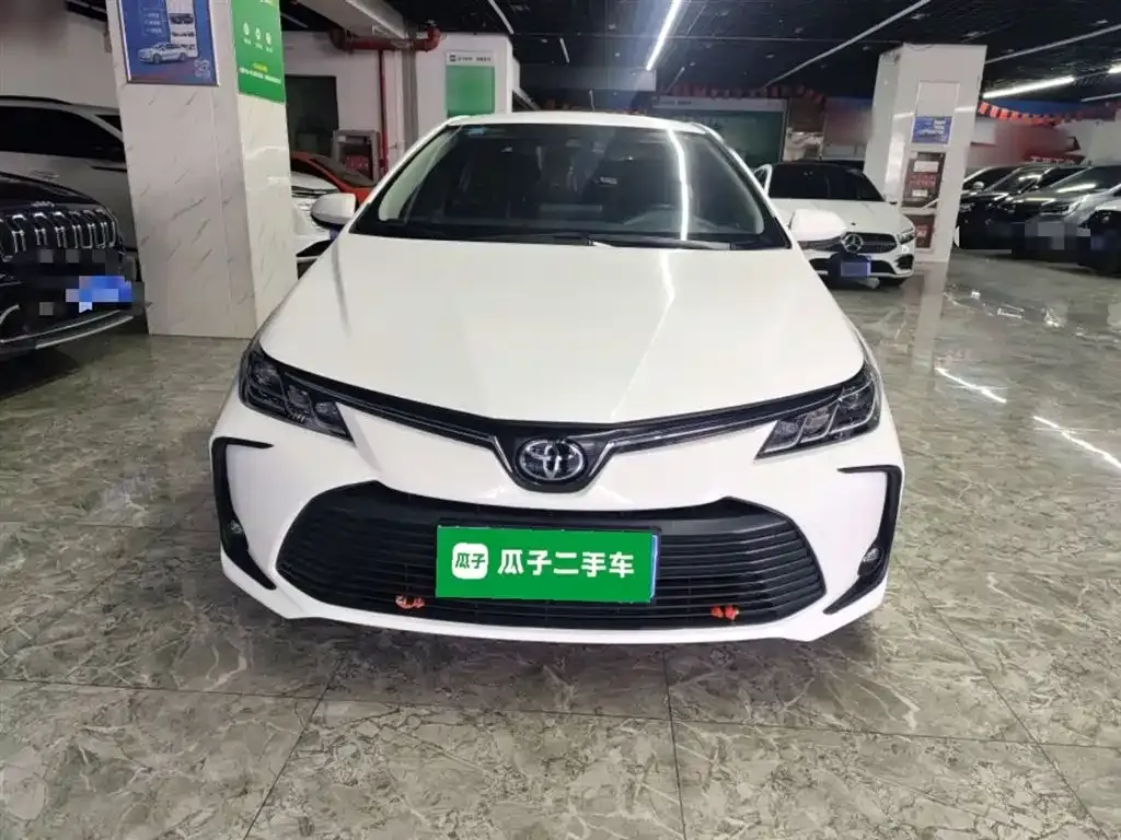 Toyota Corolla 2023 из CN, фото 3