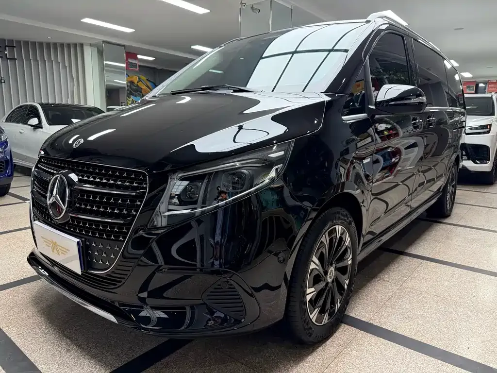 Mercedes-Benz V-Class 2025 из CN, фото 1