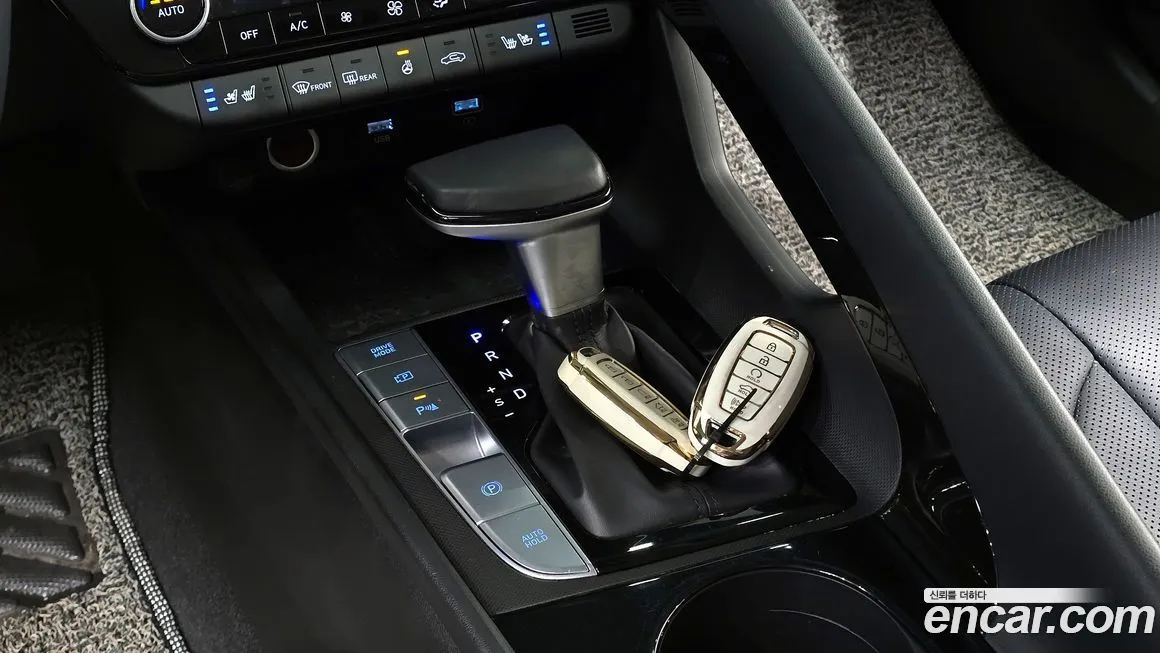 Hyundai AVANTE 2021 из KR, фото 4