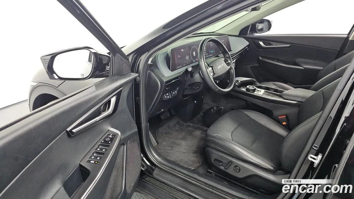 Kia EV6 2023 из KR, фото 6