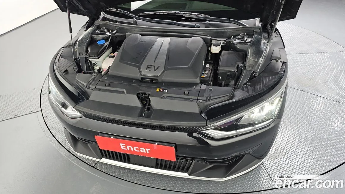 Kia EV6 2023 из KR, фото 7