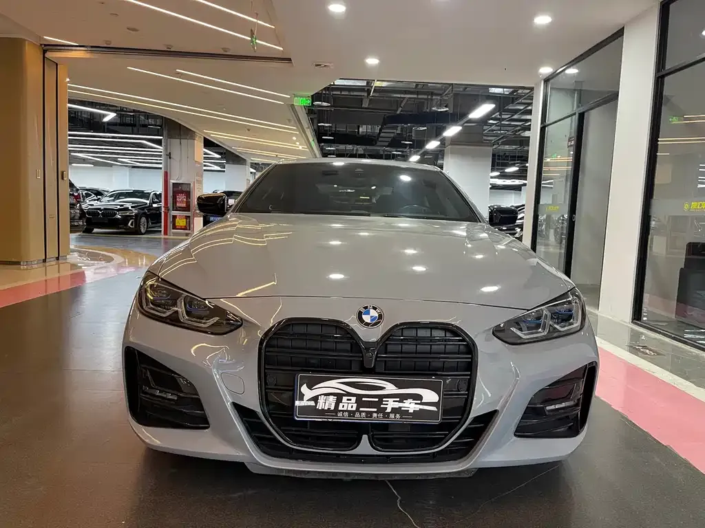BMW 4 Series 2023 из CN, фото 3