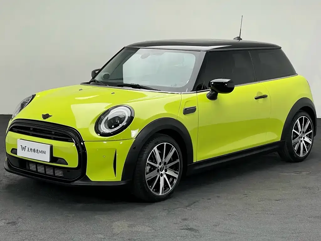 MINI Cooper (3-door) 2023 из CN, фото 1
