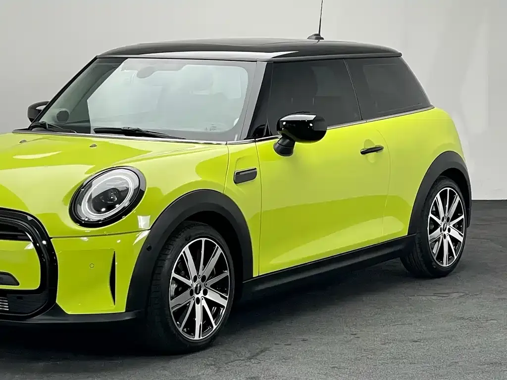 MINI Cooper (3-door) 2023 из CN, фото 10