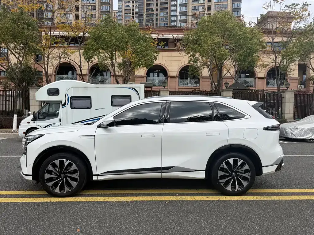 Changan CS75PLUS 2025 из CN, фото 4